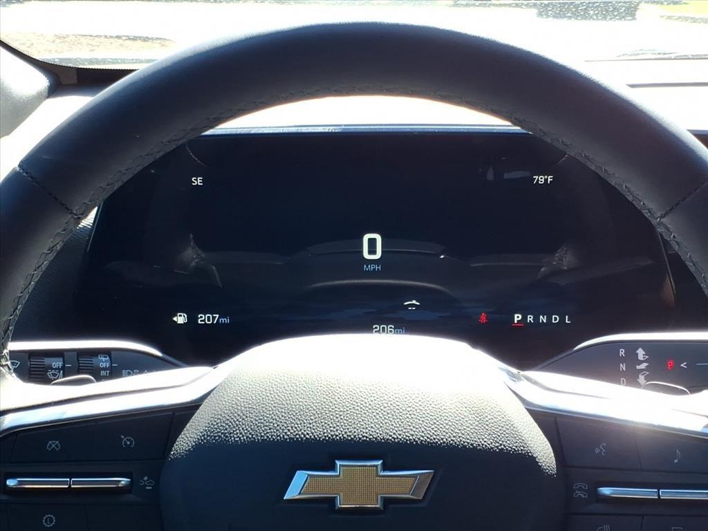 new 2026 Chevrolet Equinox car, priced at $1,221,600