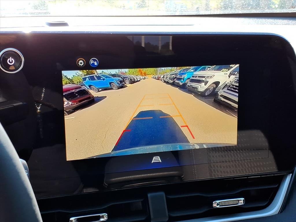 new 2026 Chevrolet Equinox car, priced at $1,221,600