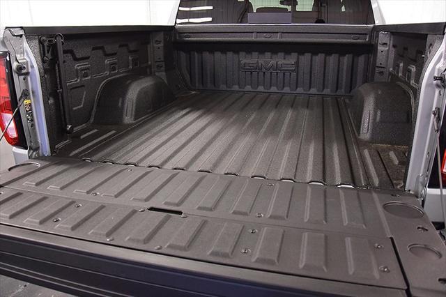 new 2025 GMC Sierra 1500 car, priced at $65,980