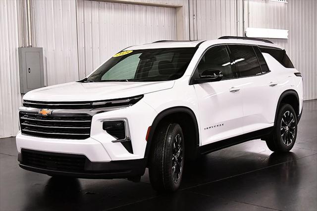 new 2025 Chevrolet Traverse car, priced at $45,285
