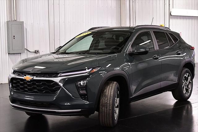 new 2025 Chevrolet Trax car, priced at $25,885