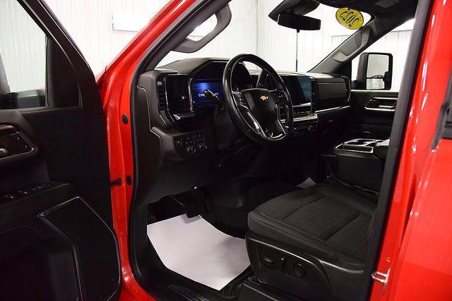 used 2024 Chevrolet Silverado 2500 car, priced at $49,578