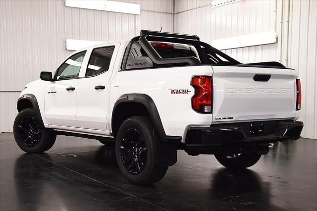 new 2025 Chevrolet Colorado car, priced at $49,040