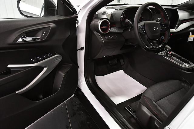 new 2025 Chevrolet Trax car, priced at $24,805