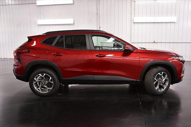 new 2025 Chevrolet Trax car, priced at $25,885