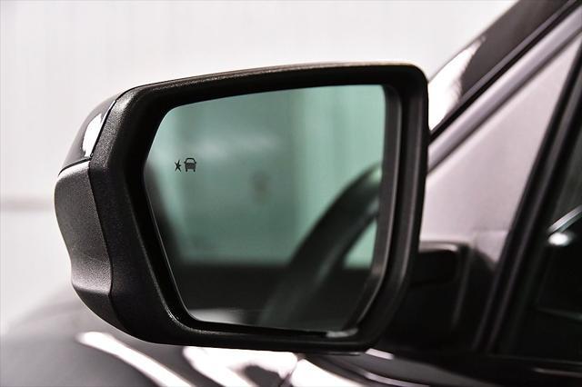 used 2022 Chevrolet Equinox car, priced at $25,586