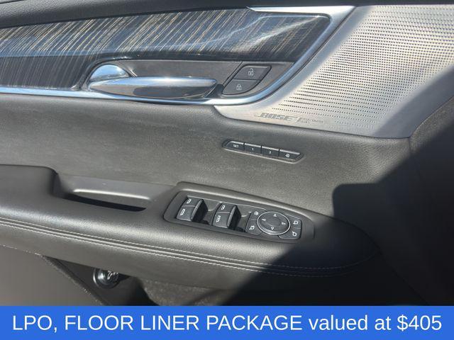 used 2021 Cadillac XT6 car, priced at $33,974