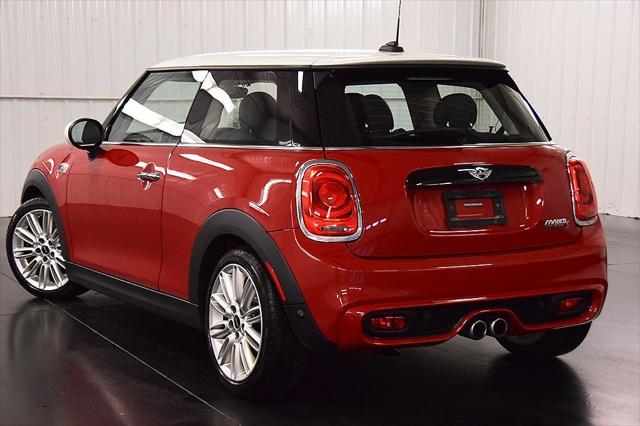 used 2018 MINI Hardtop car, priced at $15,984