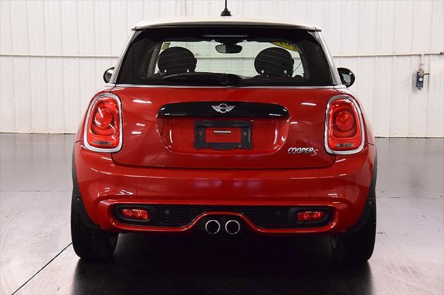 used 2018 MINI Hardtop car, priced at $15,984