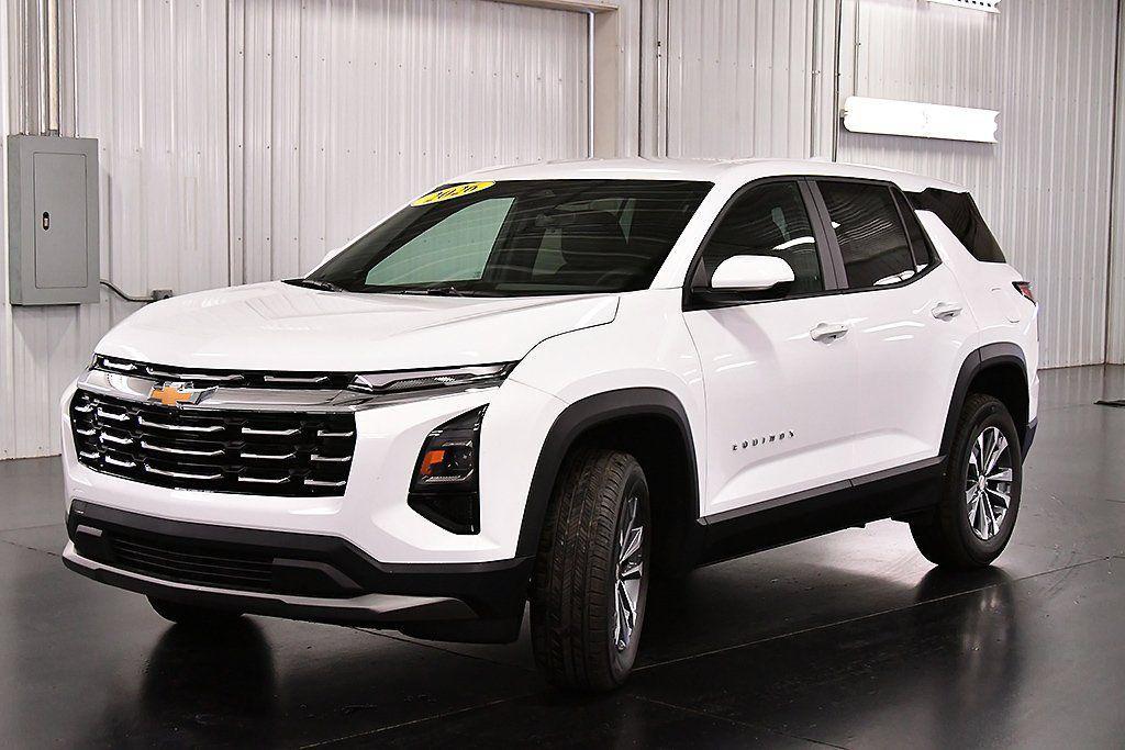 new 2026 Chevrolet Equinox car, priced at $34,635