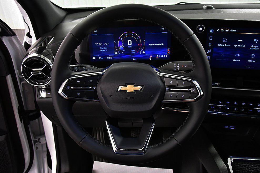 new 2026 Chevrolet Equinox car, priced at $34,635