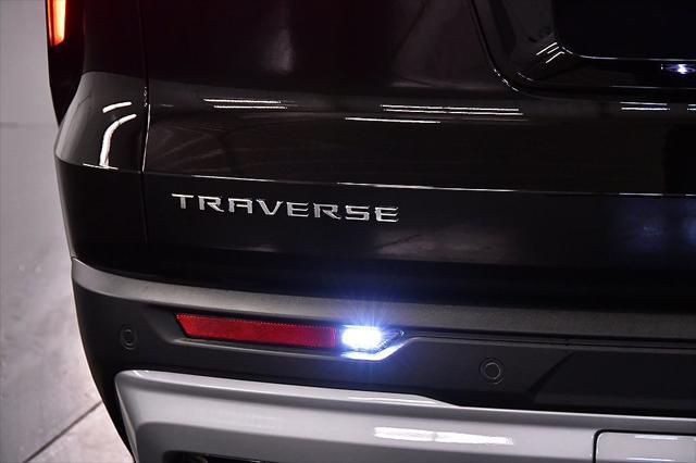 new 2025 Chevrolet Traverse car, priced at $43,240