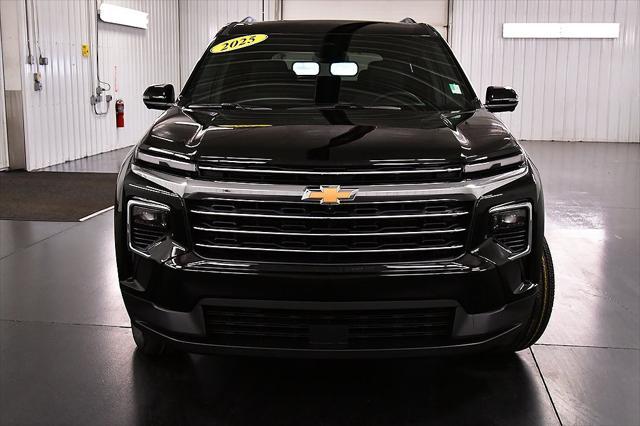 new 2025 Chevrolet Traverse car, priced at $43,240
