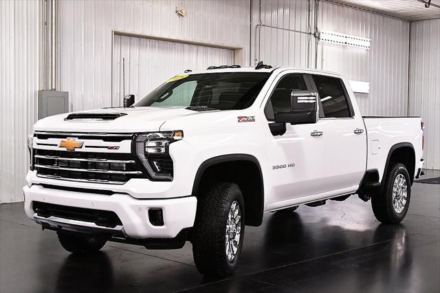 new 2025 Chevrolet Silverado 3500 car, priced at $79,075