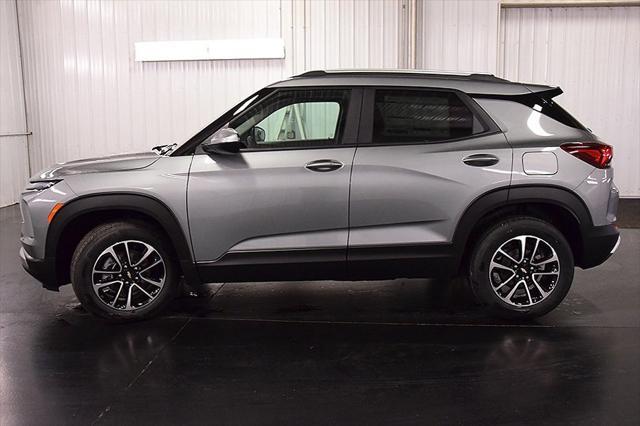 new 2025 Chevrolet TrailBlazer car, priced at $29,075