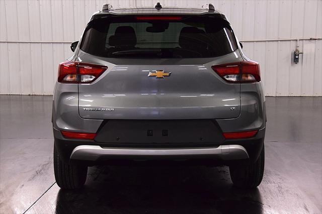new 2025 Chevrolet TrailBlazer car, priced at $29,075