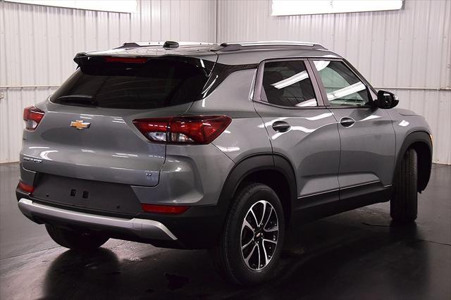 new 2025 Chevrolet TrailBlazer car, priced at $29,075
