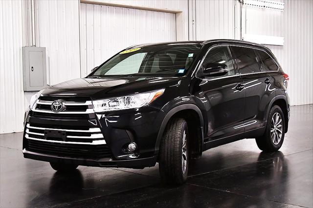 used 2019 Toyota Highlander car, priced at $23,849