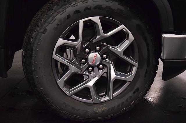 new 2025 GMC Sierra 1500 car, priced at $70,885