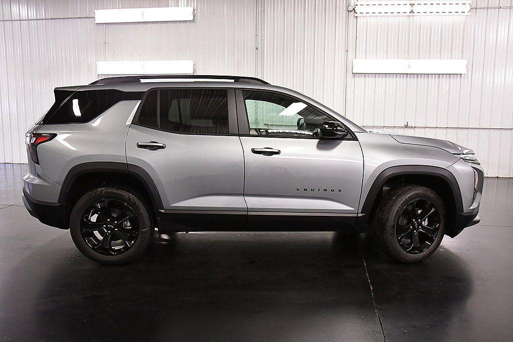 new 2026 Chevrolet Equinox car, priced at $36,180