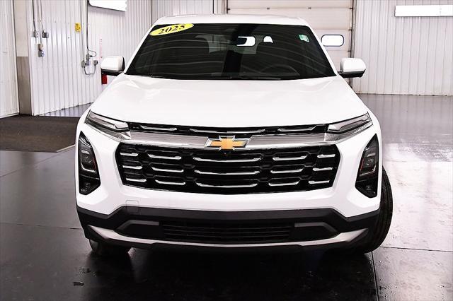 new 2025 Chevrolet Equinox car, priced at $33,080