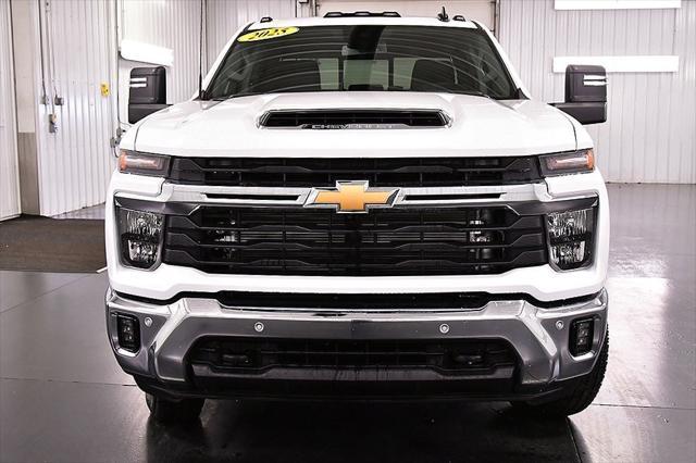 new 2025 Chevrolet Silverado 3500 car, priced at $78,540