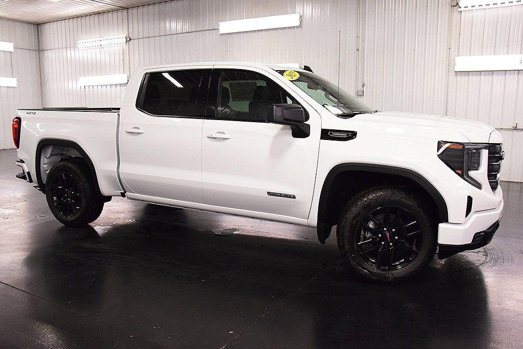 new 2025 GMC Sierra 1500 car, priced at $57,295