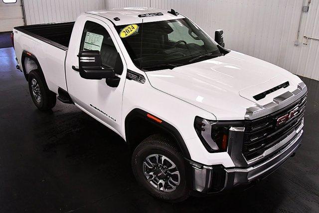 new 2024 GMC Sierra 3500 car, priced at $54,178