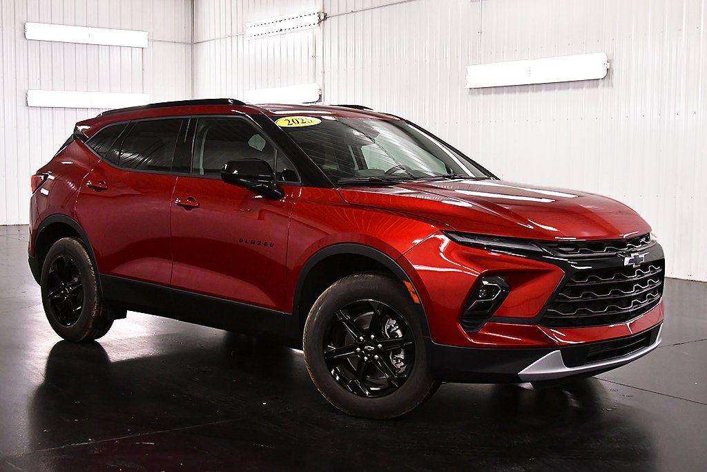 new 2025 Chevrolet Blazer car, priced at $42,025