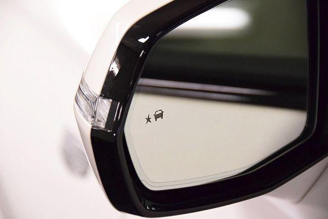 used 2023 Cadillac XT6 car, priced at $41,957