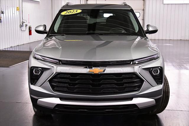 new 2025 Chevrolet TrailBlazer car, priced at $29,415