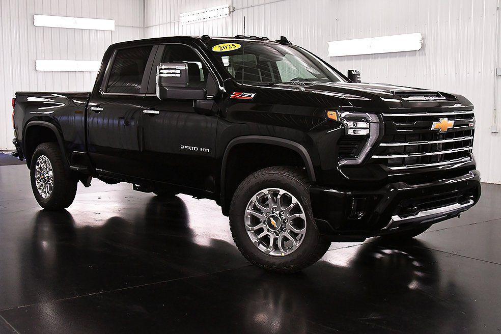new 2025 Chevrolet Silverado 2500 car, priced at $68,650