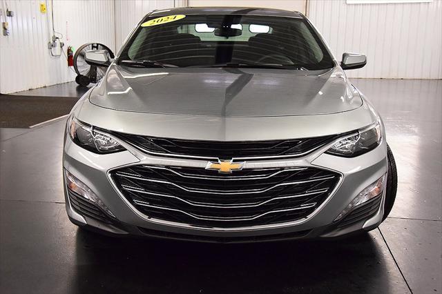 new 2024 Chevrolet Malibu car, priced at $29,395