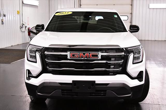 new 2025 GMC Terrain car, priced at $33,395