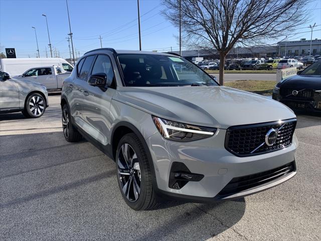 new 2025 Volvo XC40 car, priced at $49,790