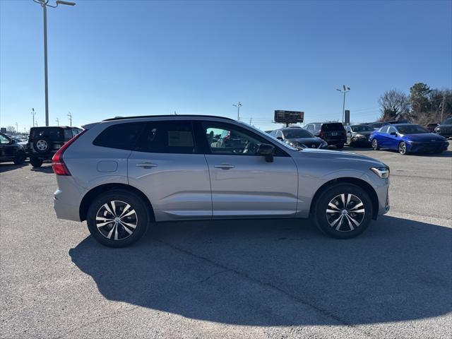 new 2025 Volvo XC60 car, priced at $49,095