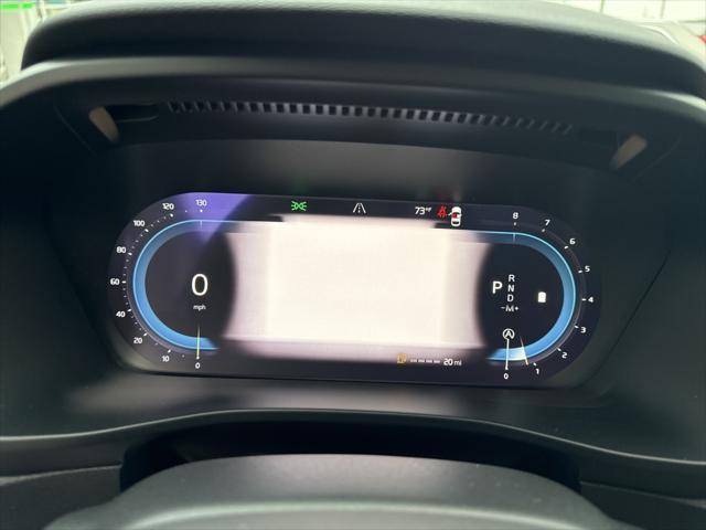 new 2025 Volvo XC40 car, priced at $49,790