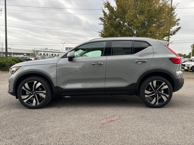 new 2025 Volvo XC40 car, priced at $49,790