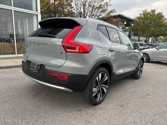 new 2025 Volvo XC40 car, priced at $49,790