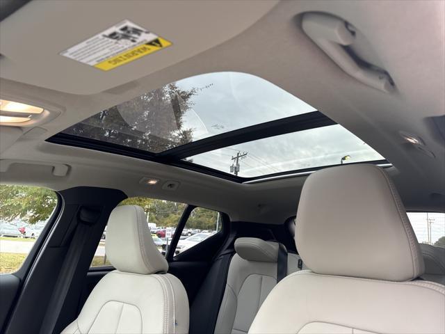 new 2025 Volvo XC40 car, priced at $49,790