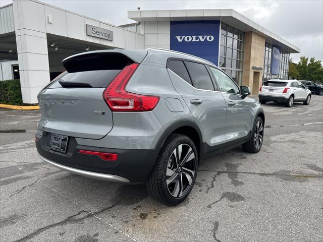 new 2025 Volvo XC40 car, priced at $49,790