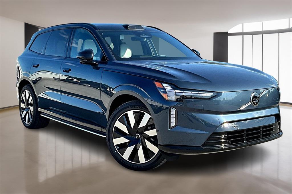 new 2025 Volvo EX90 car, priced at $81,275