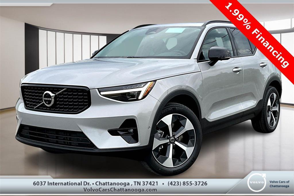 new 2025 Volvo XC40 car, priced at $44,915