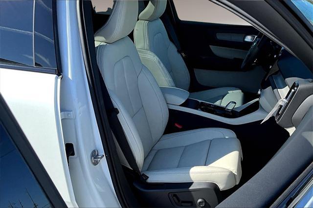 new 2025 Volvo XC40 car, priced at $49,810