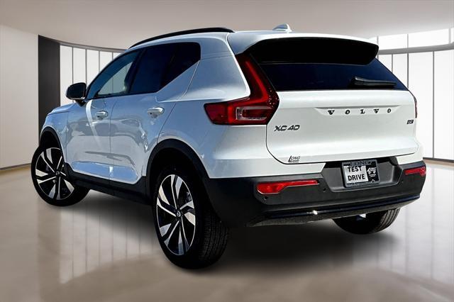 new 2025 Volvo XC40 car, priced at $49,810