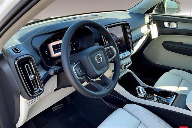 new 2025 Volvo XC40 car, priced at $49,810