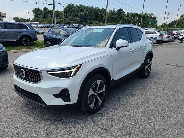 new 2025 Volvo XC40 car, priced at $48,315