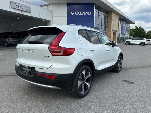 new 2025 Volvo XC40 car, priced at $48,315