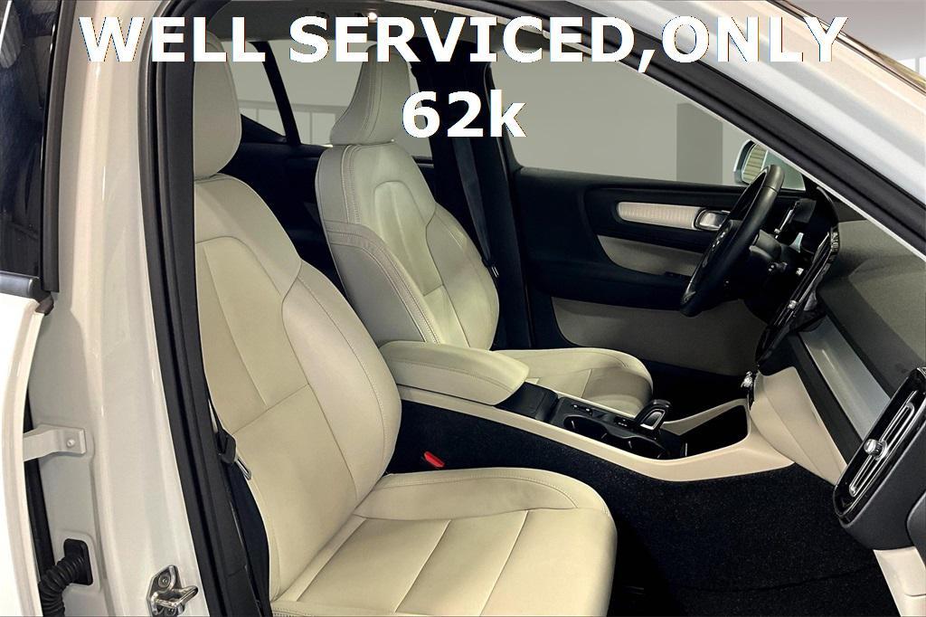 used 2021 Volvo XC40 car, priced at $21,988
