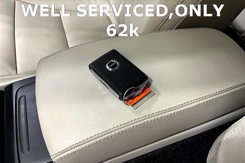 used 2021 Volvo XC40 car, priced at $21,988